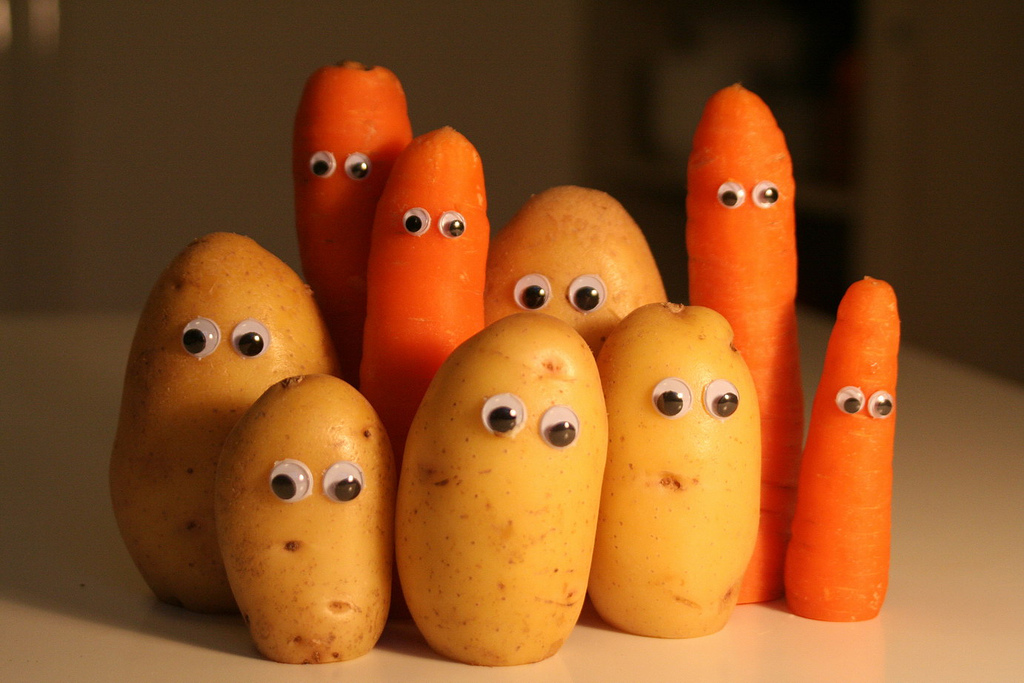 googly-eyed-root-veggies