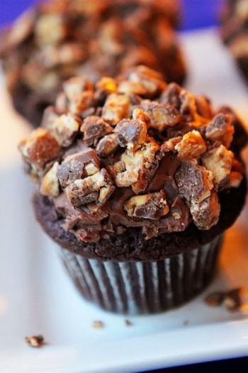 Decadent Snickers Cupcakes with Chocolate Mousse Filling
