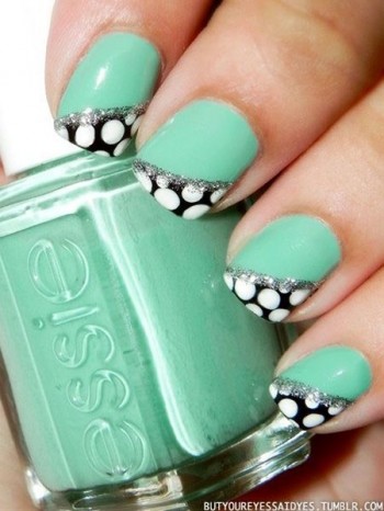 15 Most Glamorous and Popular Nail Art