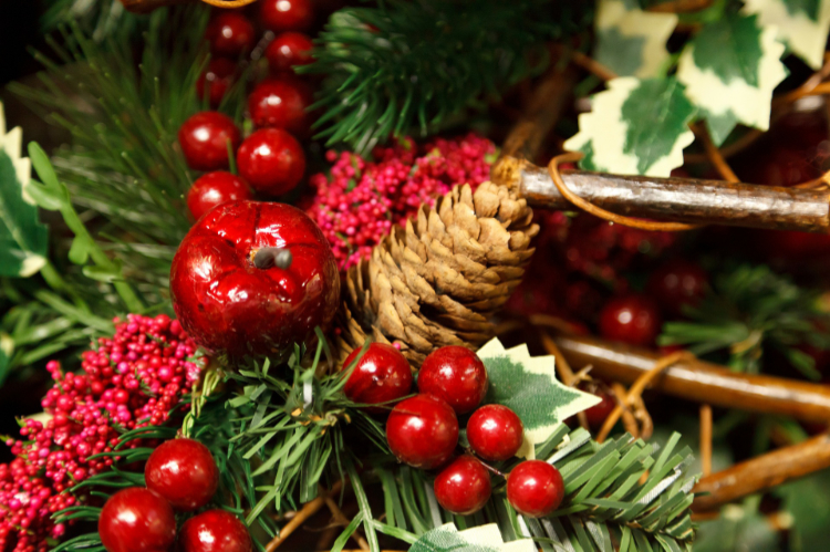 3 Ways an Artificial Tree Can Improve Your Holiday This Year