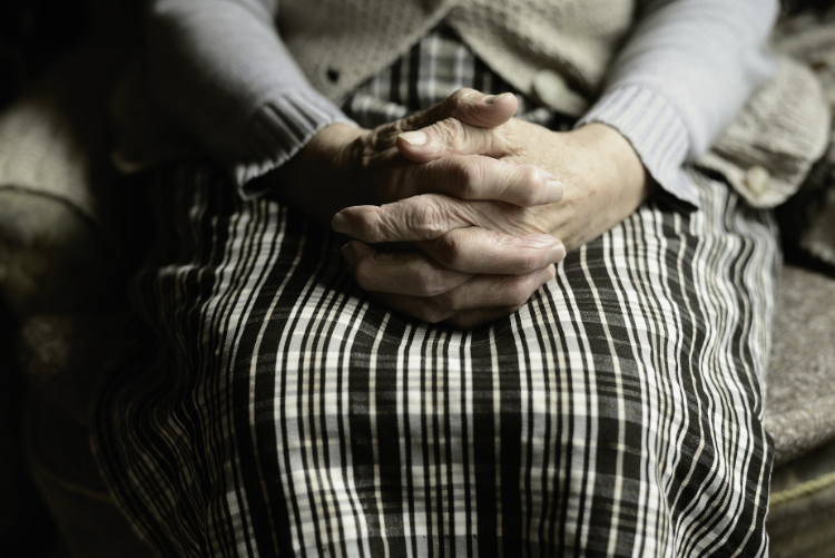 5 Factors to Consider When Looking For an Assisted Living Facility 5 Factors to Consider When Looking For an Assisted Living Facility
