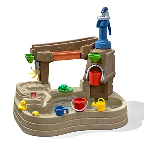 Step2 Pump & Splash water table with built-in seats and water pump