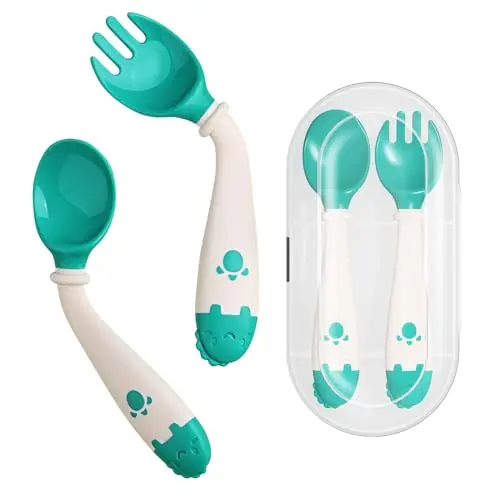 Deejoy toddler spoon and fork set with bendable handles in green color