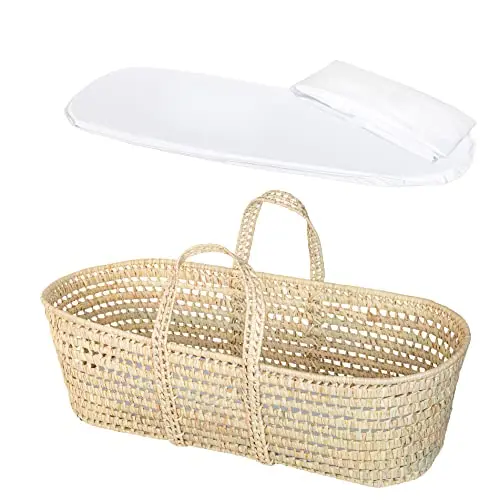 Lamlo baby wicker Moses basket with mattress and sheet