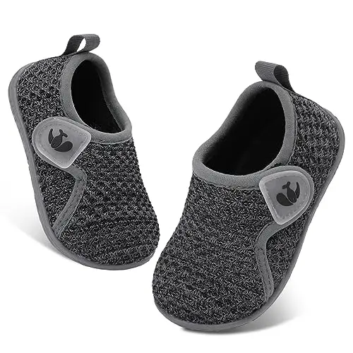 FEETCITY Baby First Walking Shoes with star pattern and hook-loop closure