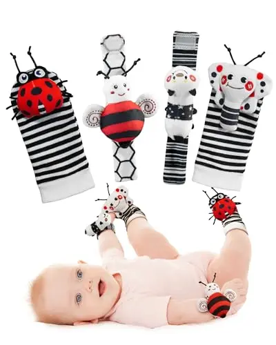 Infinno high contrast black and white baby rattle socks set